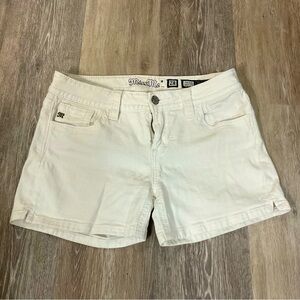 Women’s Miss Me White Shorts sized 28